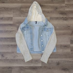 Women's Hooded Jean Jacket